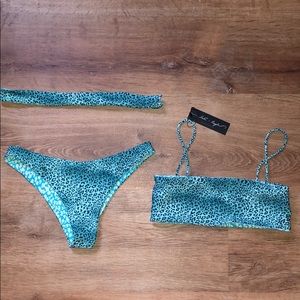 Lali Layla bikini set! Medium bottoms.Small top.